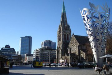 丹麦家装公司招木工若干名,收入2W+，可带家属一人签证，全家移民